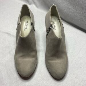 Michael Kors Heeled ankle booty tan/khaki leather size 8 1/2